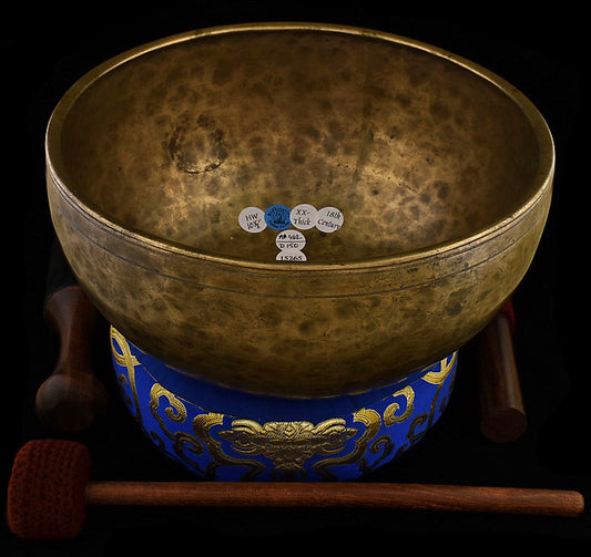 Antique Singing Bowl - Jambati D3 10.1" A15265