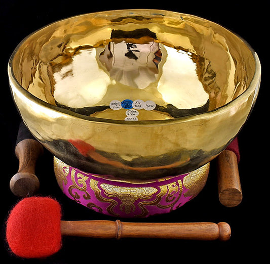 New Singing Bowl - Jambati Concert Pitch B2 12" N15744