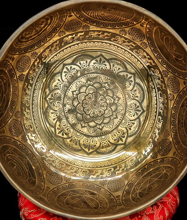 Etched Jambati Singing Bowl - F3 170Hz 8.5" E16073