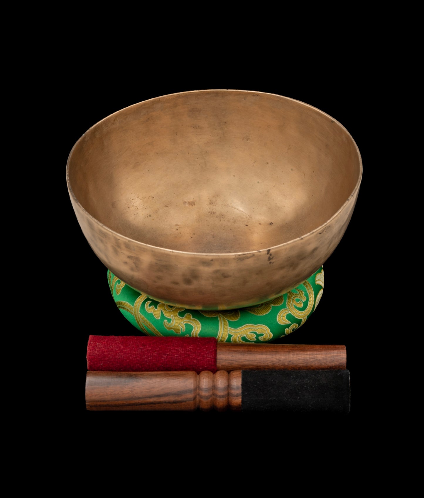 Antique Thadobati Singing Bowl G# 105Hz (Near Concert Pitch) 8.125" A15873