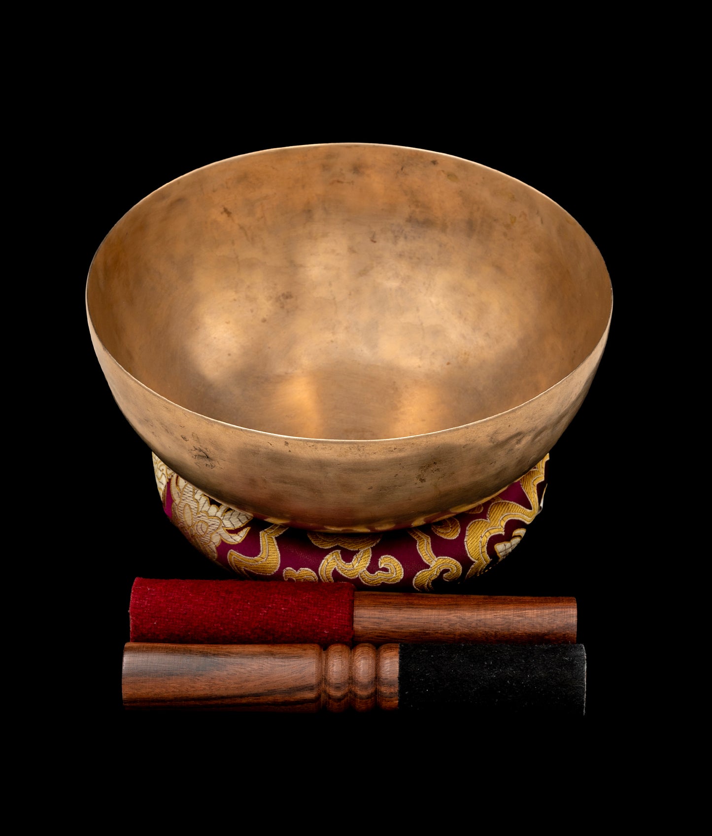 Antique Thadobati Singing Bowl G 97Hz 8.25" A15874