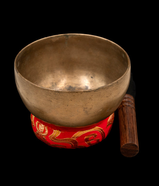 Antique Cup Thadobati Singing Bowl F#4 370Hz (Concert Pitch) 5" A16069