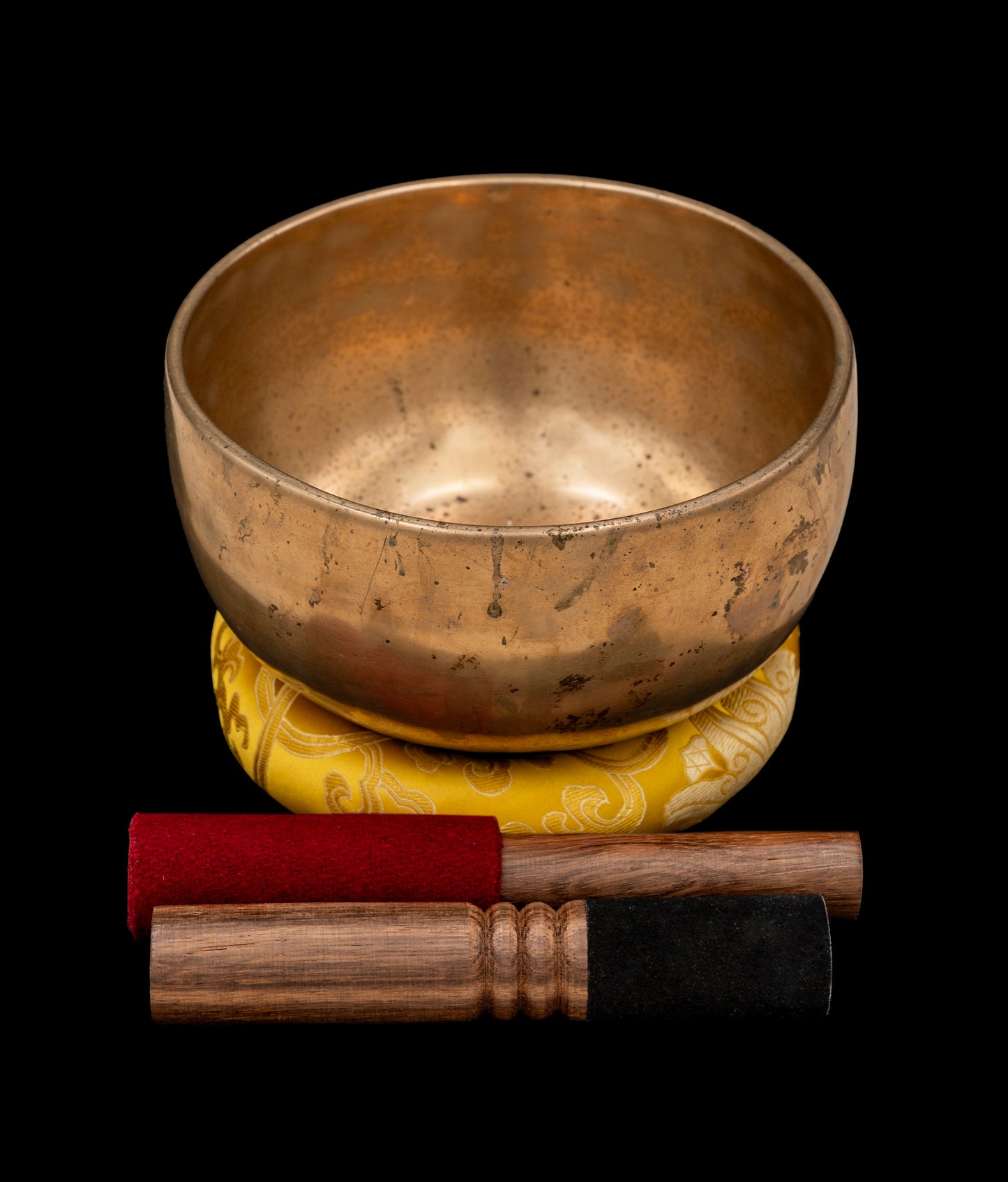 Antique Special Thick Thadobati Singing Bowl C# 270Hz 7" A16083