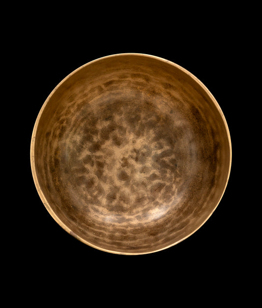 Antique Thadobati Singing Bowl A3 217Hz 6 3/4" A16104