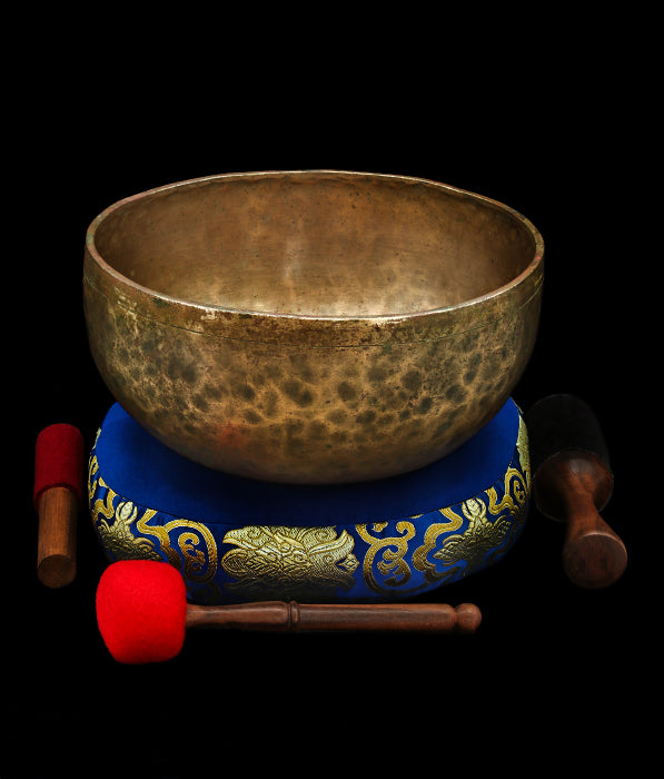 Antique Jambati Singing Bowl G2 98Hz (Near Concert Pitch) 11 1/2" A16114