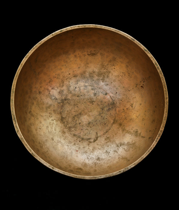 Antique Jambati Singing Bowl A2 107Hz 11" A16119
