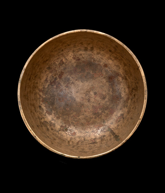 Antique Thadobati Singing Bowl A3 221Hz 6 3/4" A16158
