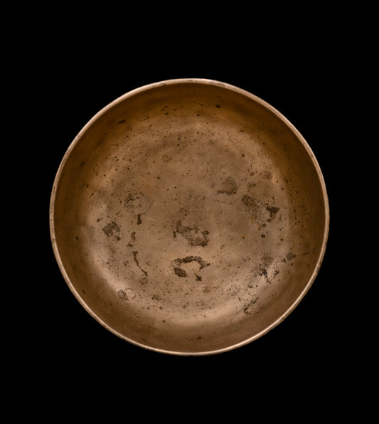 Antique Thadobati Singing Bowl A3 216Hz 6 1/4" A16291