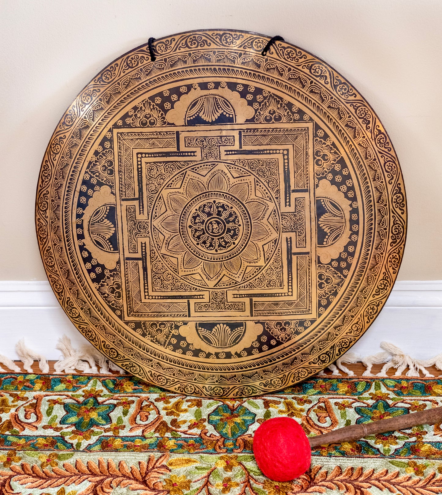 Tibetan Sacred Gong with Mandala C2 64Hz - 21" 2.5 mm G16276