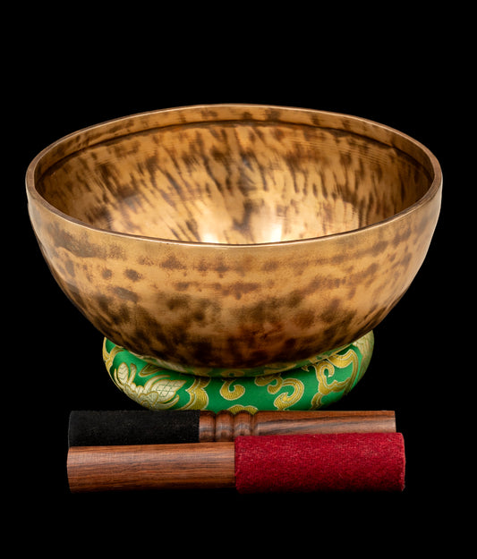 New Thadobati Singing Bowl D# 153Hz 9.25" N15983