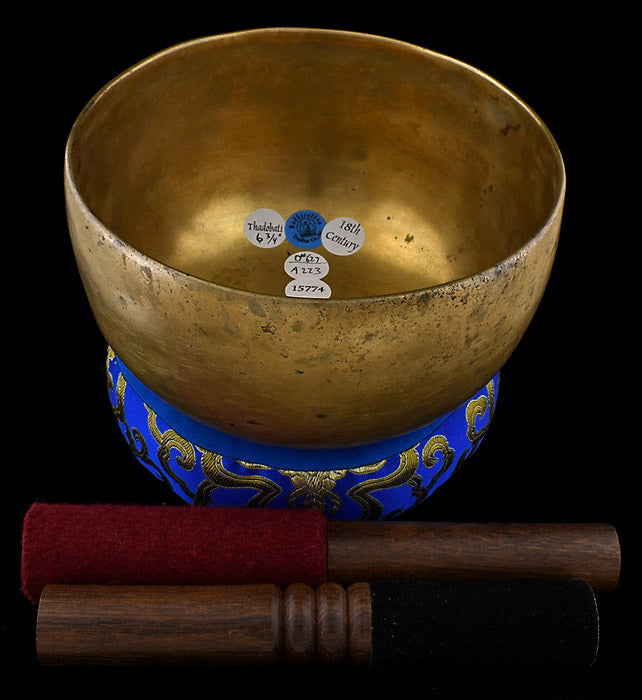 Antique Singing Bowl - Thadobati A3 6.7"