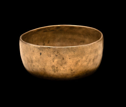 Antique Thadobati Singing Bowl A3 225Hz 7 1/4" A16081
