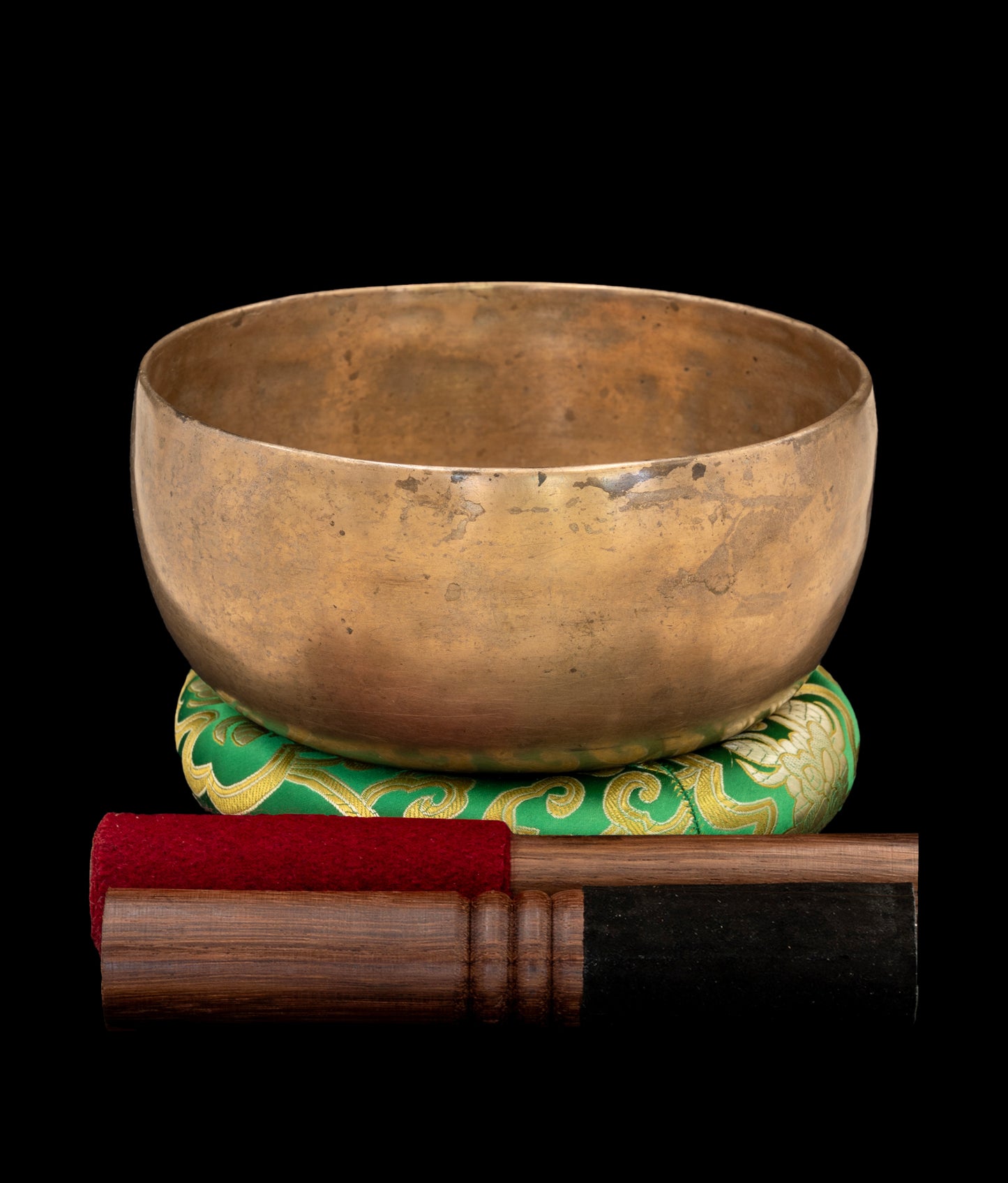 Antique Thadobati Singing Bowl F# 187Hz 7" A16098