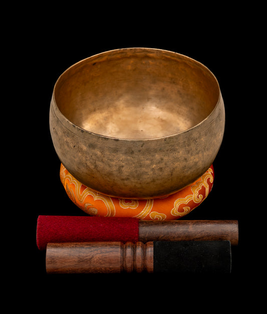 Antique Cobrebati Singing Bowl B2 125Hz 6.75" A16103
