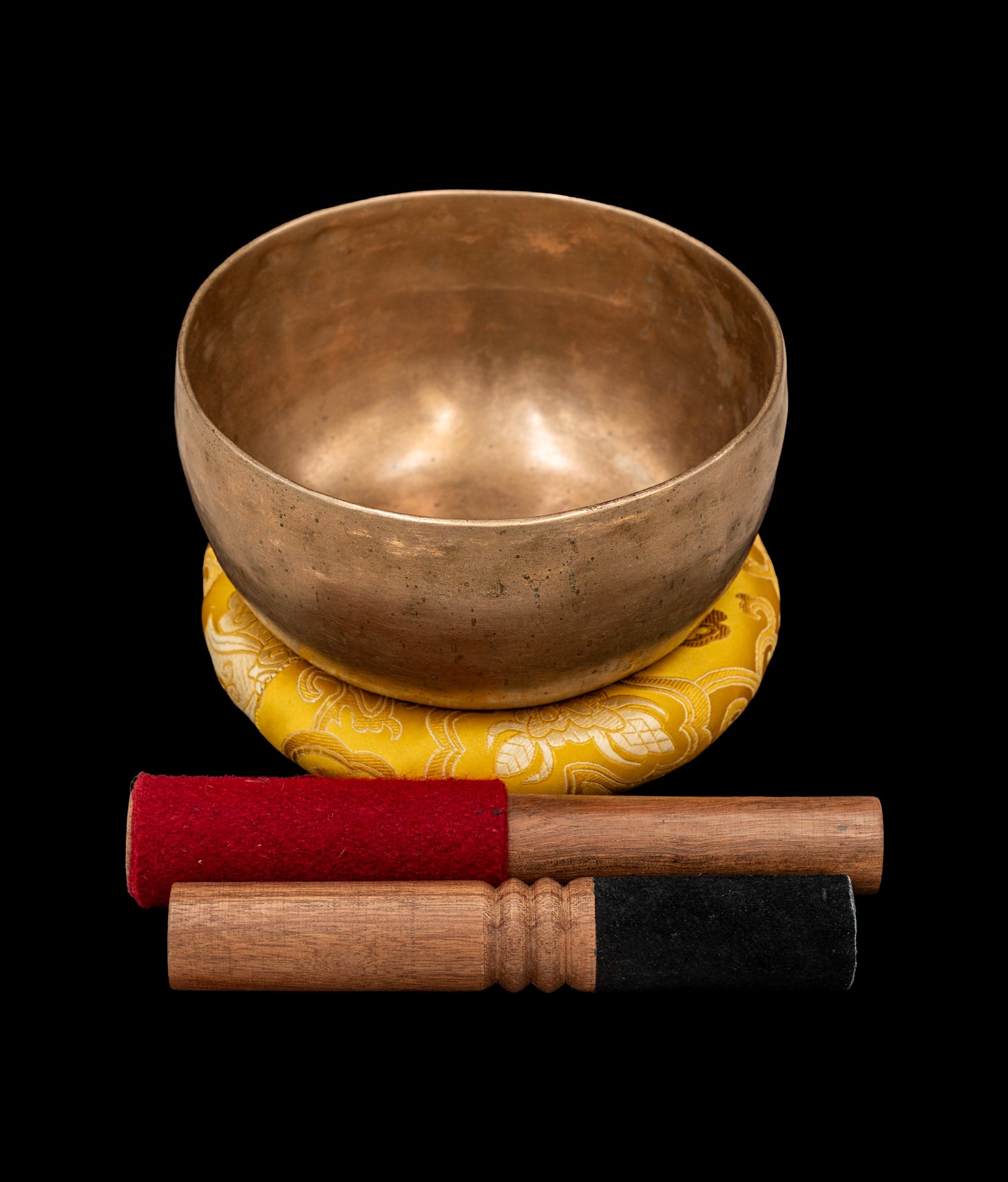Antique High Wall Thadobati Singing Bowl G#3 211Hz 6 3/4" A16105
