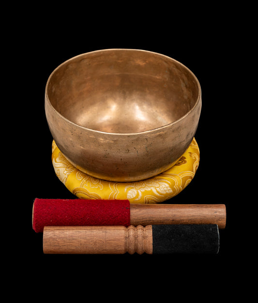 Antique High Wall Thadobati Singing Bowl G#3 211Hz 6 3/4" A16105