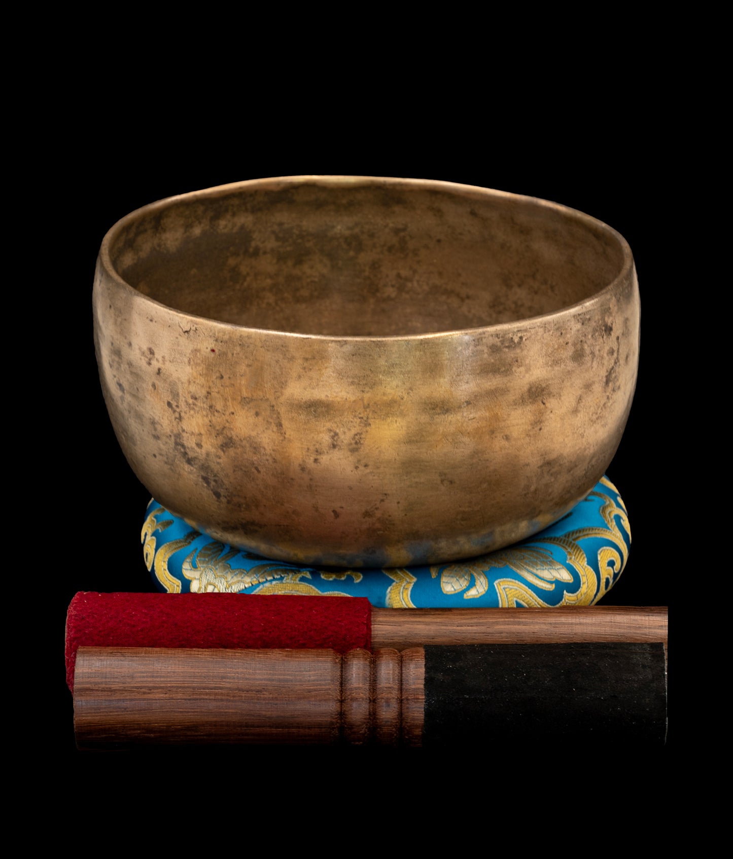 Antique Thadobati Singing Bowl A 226Hz 7" A16108