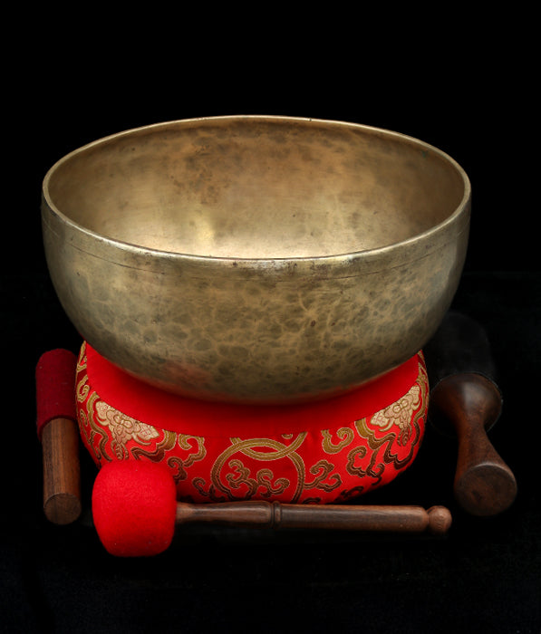 Antique Jambati Singing Bowl  F#2 91Hz 11 1/2" A16113