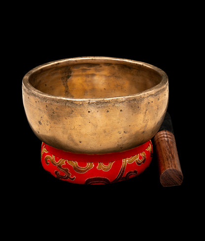 Antique Void Singing Bowl  D#5 613Hz (NCP) 5" A16139