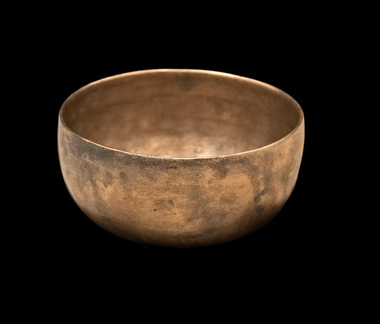 Antique Cup Thadobati Singing Bowl A4 440Hz (Near Concert Pitch) 4.25" A16155