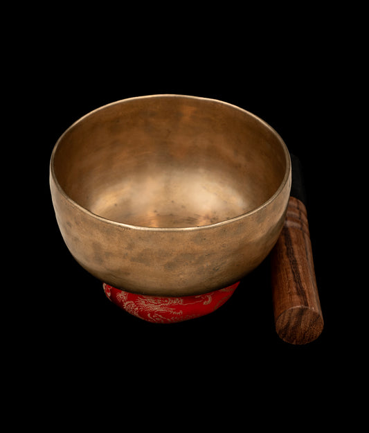 Antique Cup Thadobati Singing Bowl F#4 360Hz 5.25" A16166