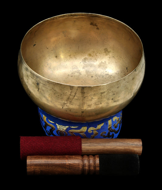 Antique Cobrebati Singing Bowl  G2 96Hz 7 1/2" A16176