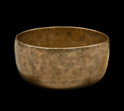 Antique Thadobati Singing Bowl G3 195Hz (NCP) 7" A16290