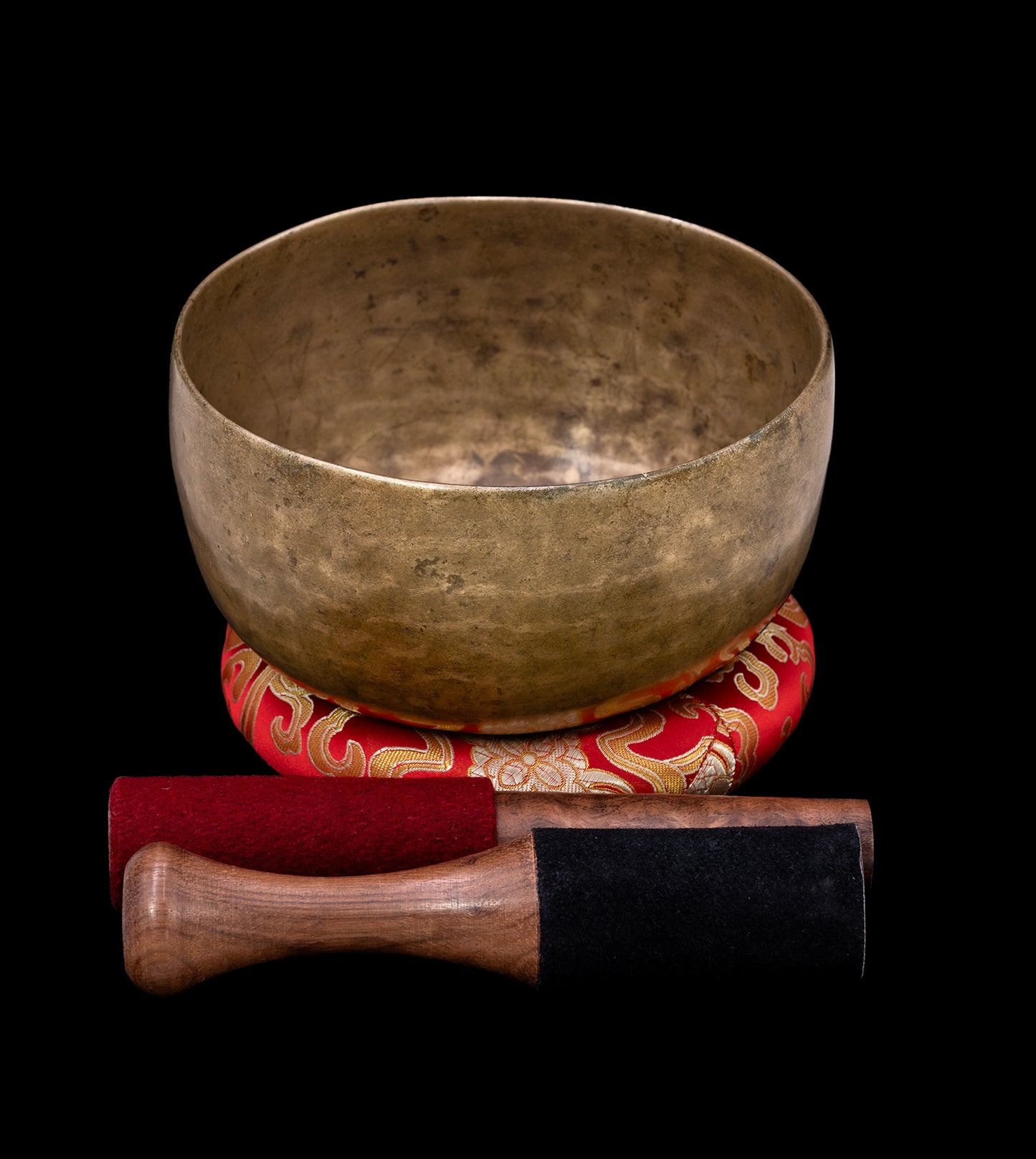 Antique Thadobati Singing Bowl F3 173Hz 7" A16293