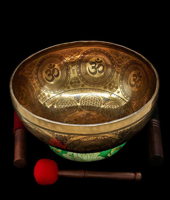 Etched Jambati Singing Bowl - A2 107Hz 11" [Rim D4 311Hz Concert Pitch) E16196