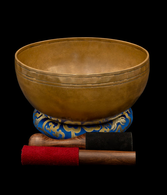 New Release: New Antique Finish Mahakala Singing Bowl G2 99Hz  10 1/2" N16496